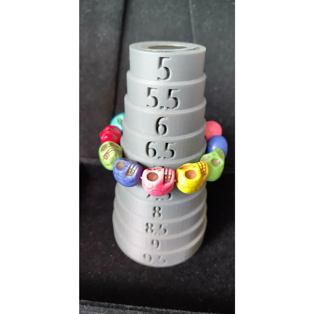 Multi-colored howlite skull day of the dead stretch bracelet - Picture 2 of 2